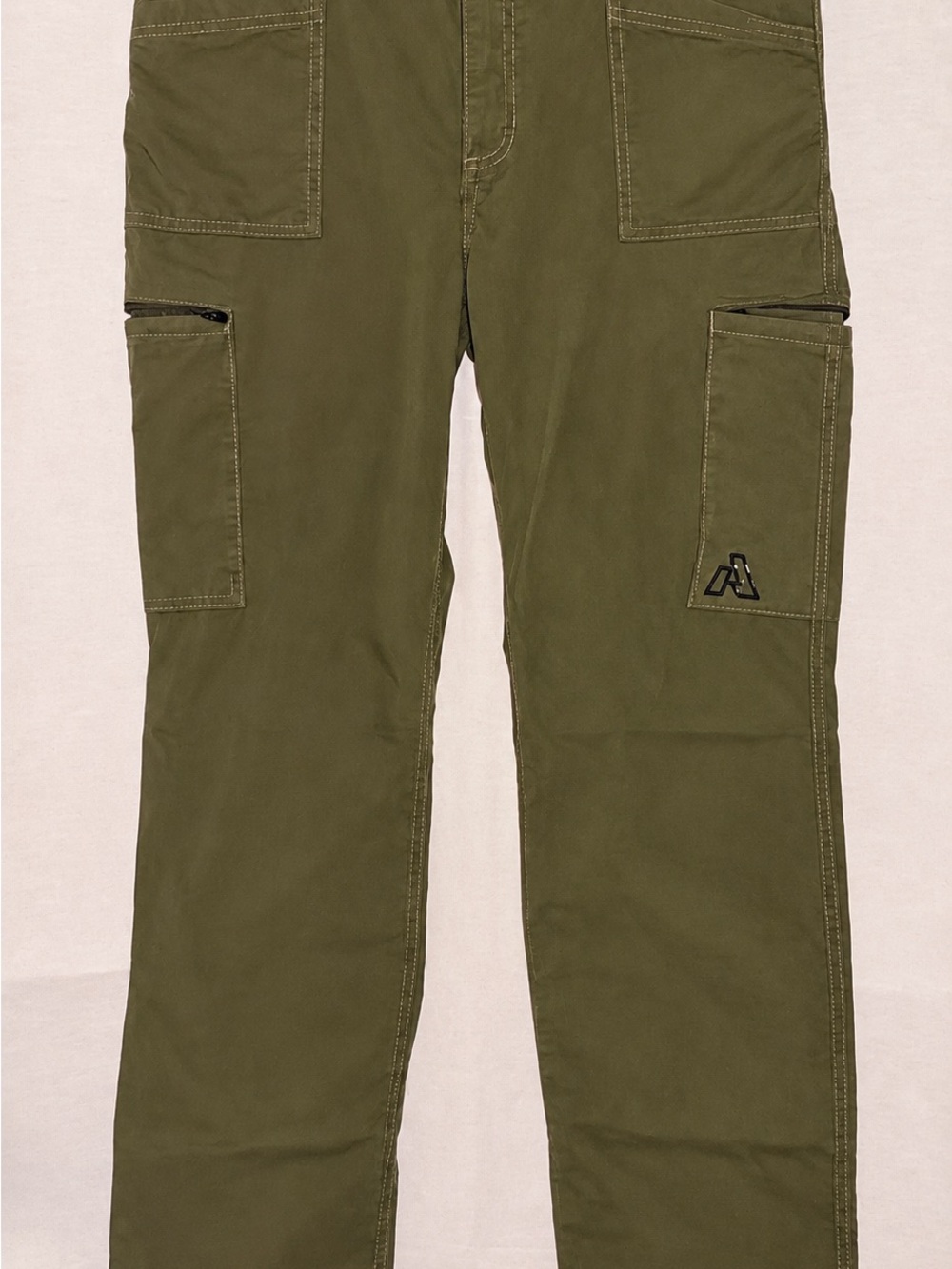 Eddie Bauer Women’s 10 Olive Green Cargo Pants Hiking Utility Outdoor Gorpcore